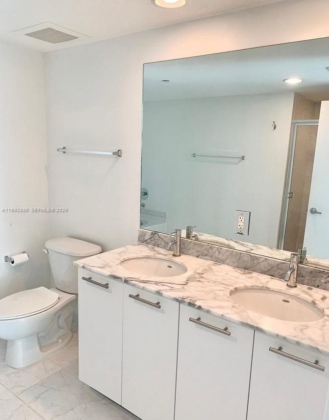 950 Brickell Bay Dr # 3807, Miami FL 33131 — 12
