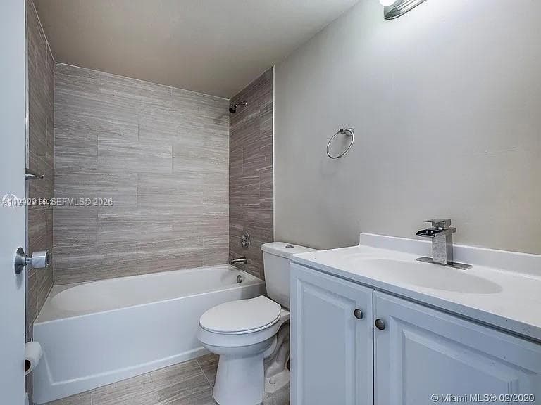 8240 SW 210th St # 319, Cutler Bay FL 33189 — 12