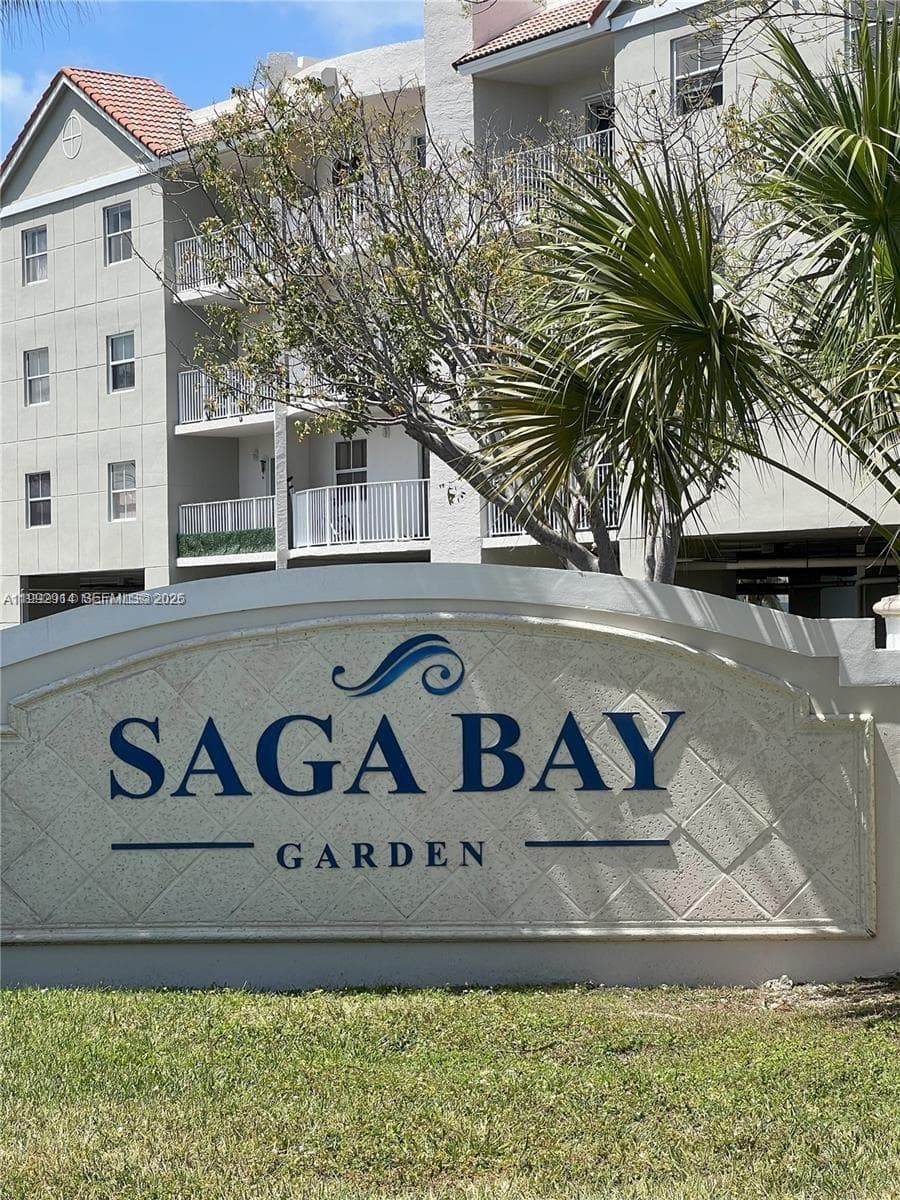 8240 SW 210th St # 319, Cutler Bay FL 33189 — 1