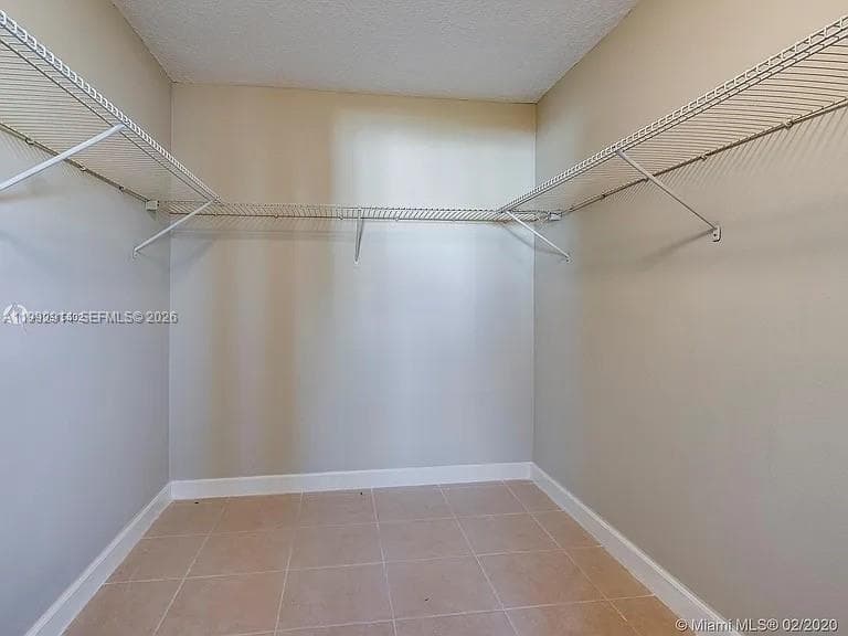 8240 SW 210th St # 319, Cutler Bay FL 33189 — 9