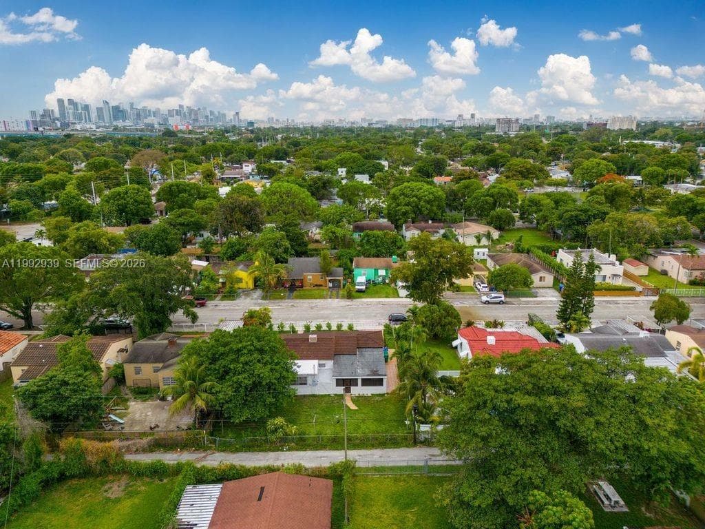 1262 - 1264 NW 46th St, Miami FL 33142 — 4