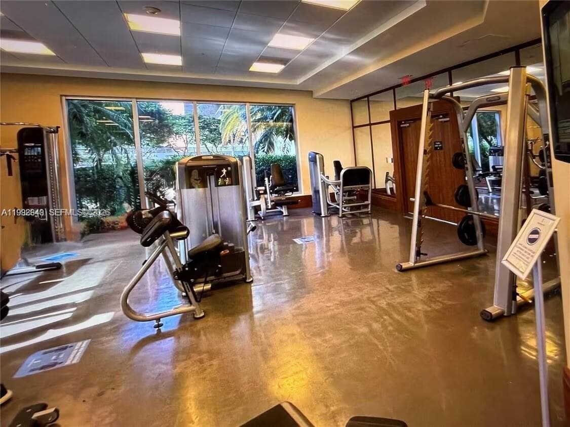 1050 Brickell Ave # 2510, Miami FL 33131 — 31