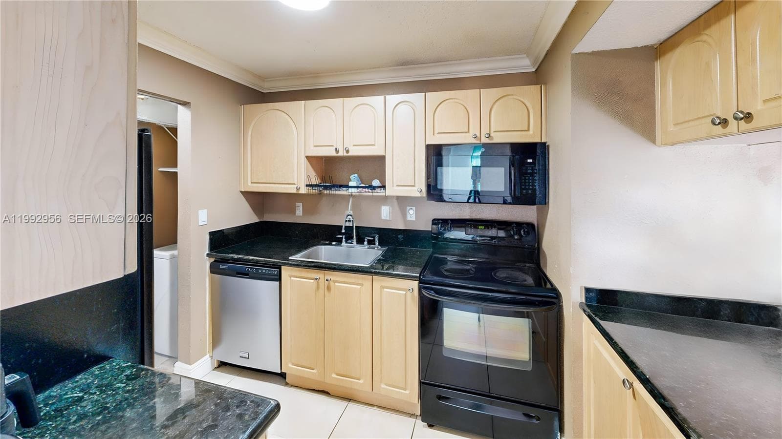10765 SW 108th Ave # 208, Miami FL 33176 — 10
