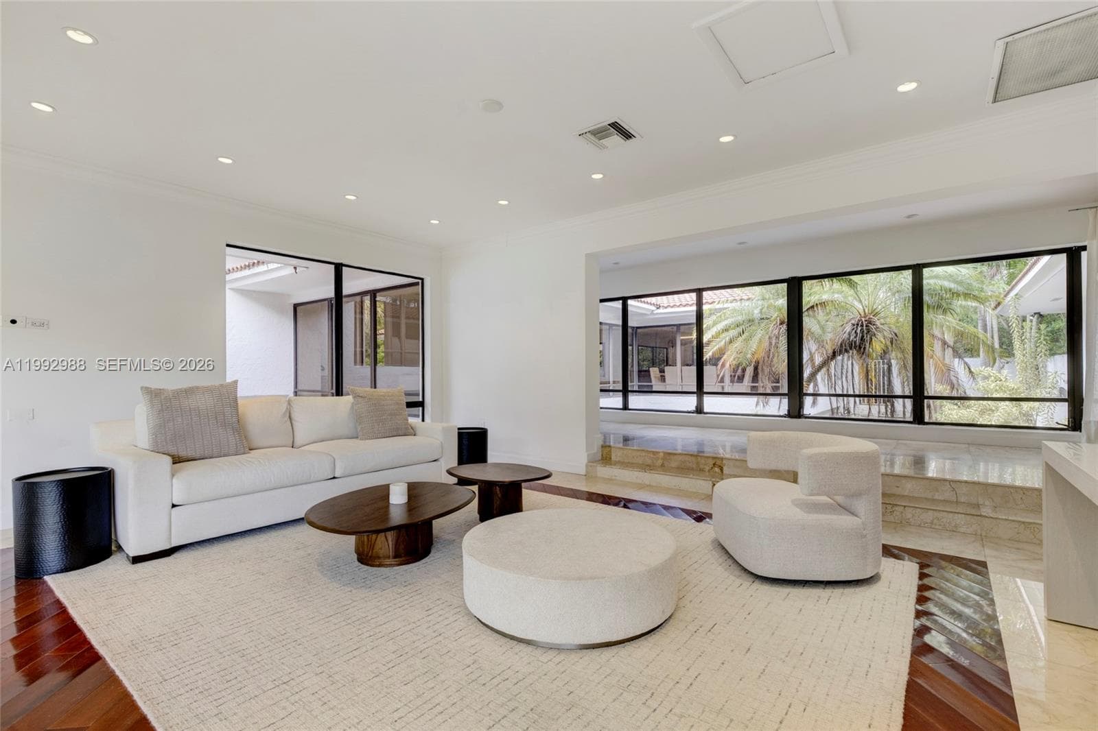8118 Los Pinos Blvd, Coral Gables FL 33143 — 2