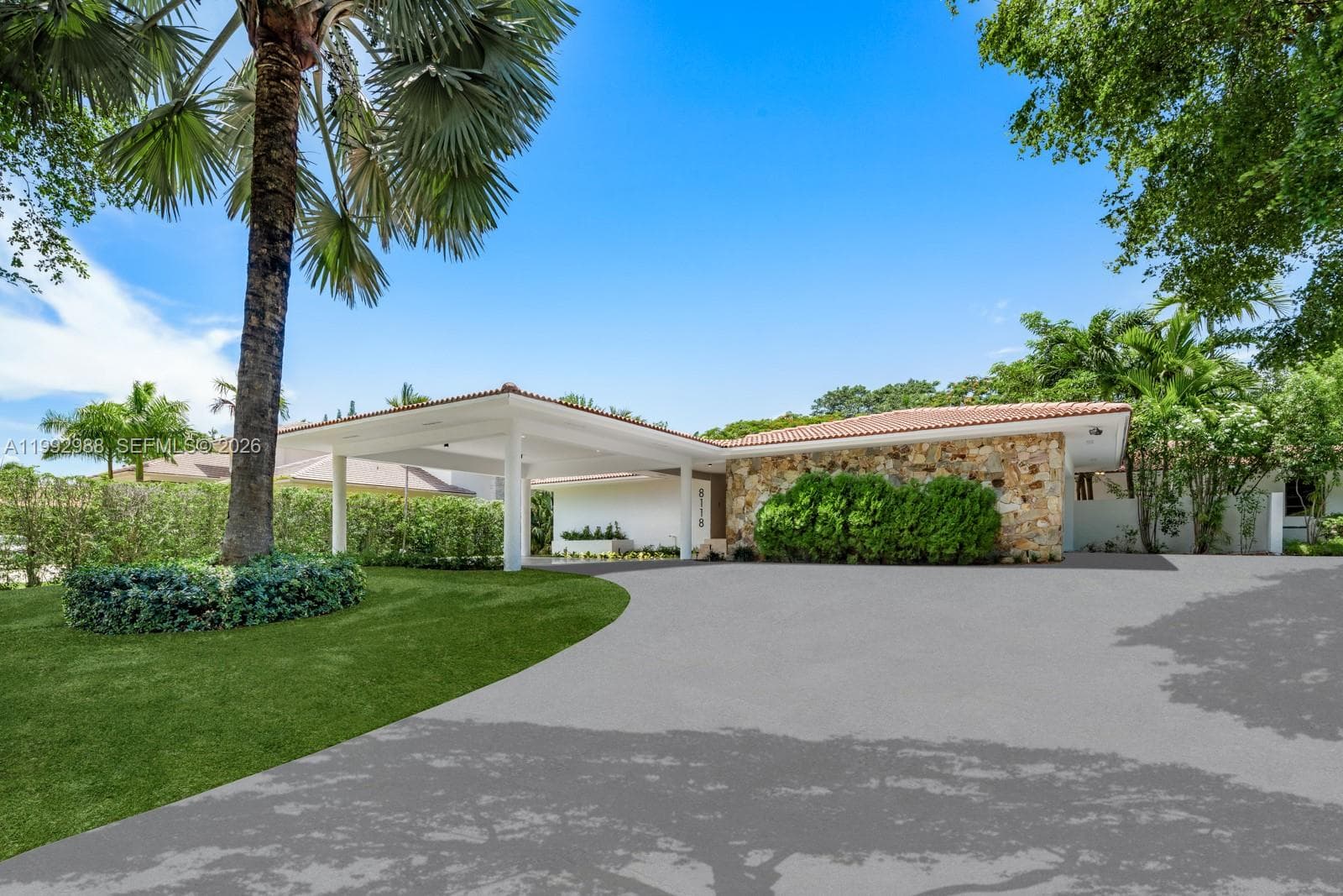 8118 Los Pinos Blvd, Coral Gables FL 33143 — 16