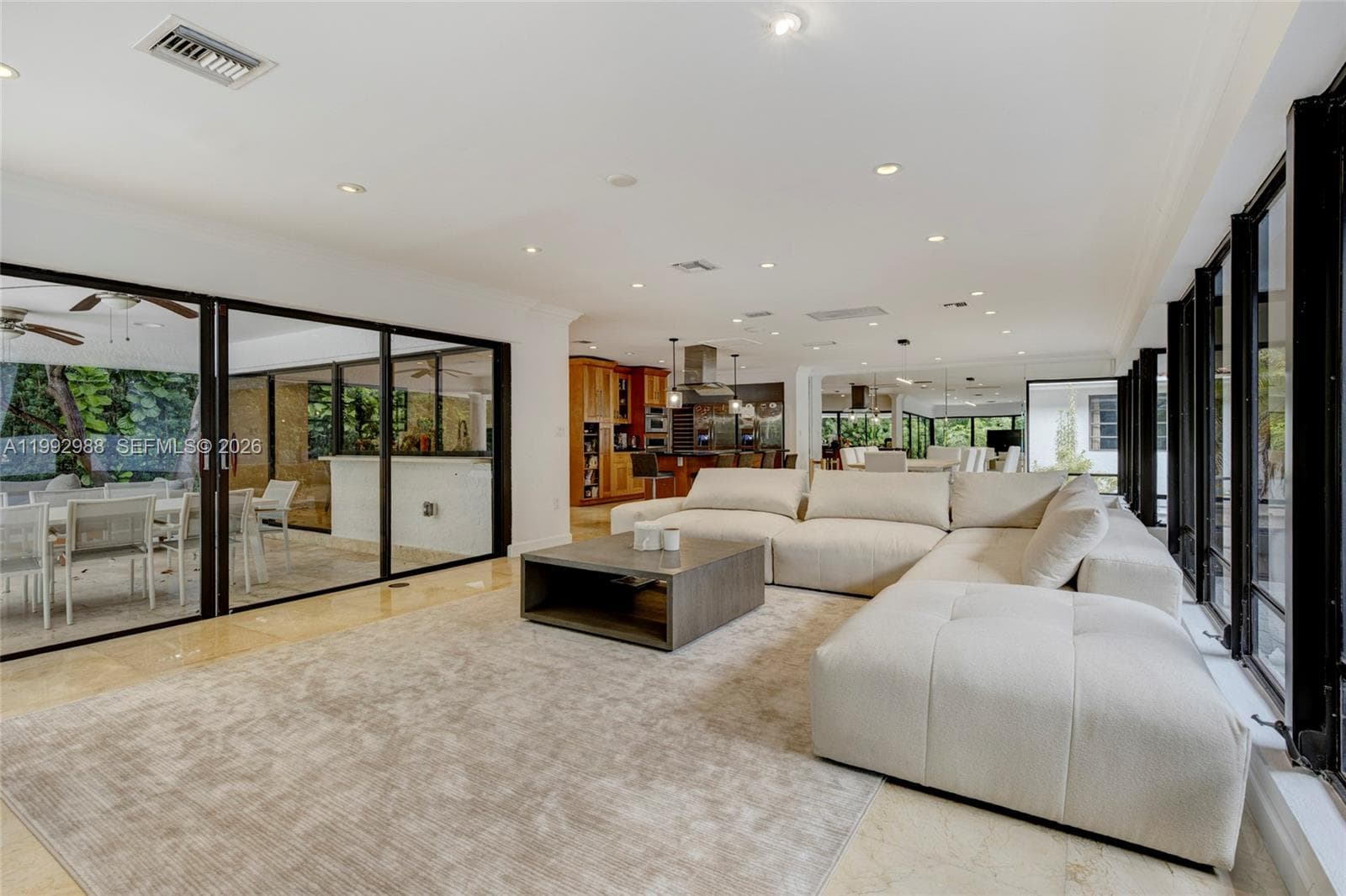 8118 Los Pinos Blvd, Coral Gables FL 33143 — 7