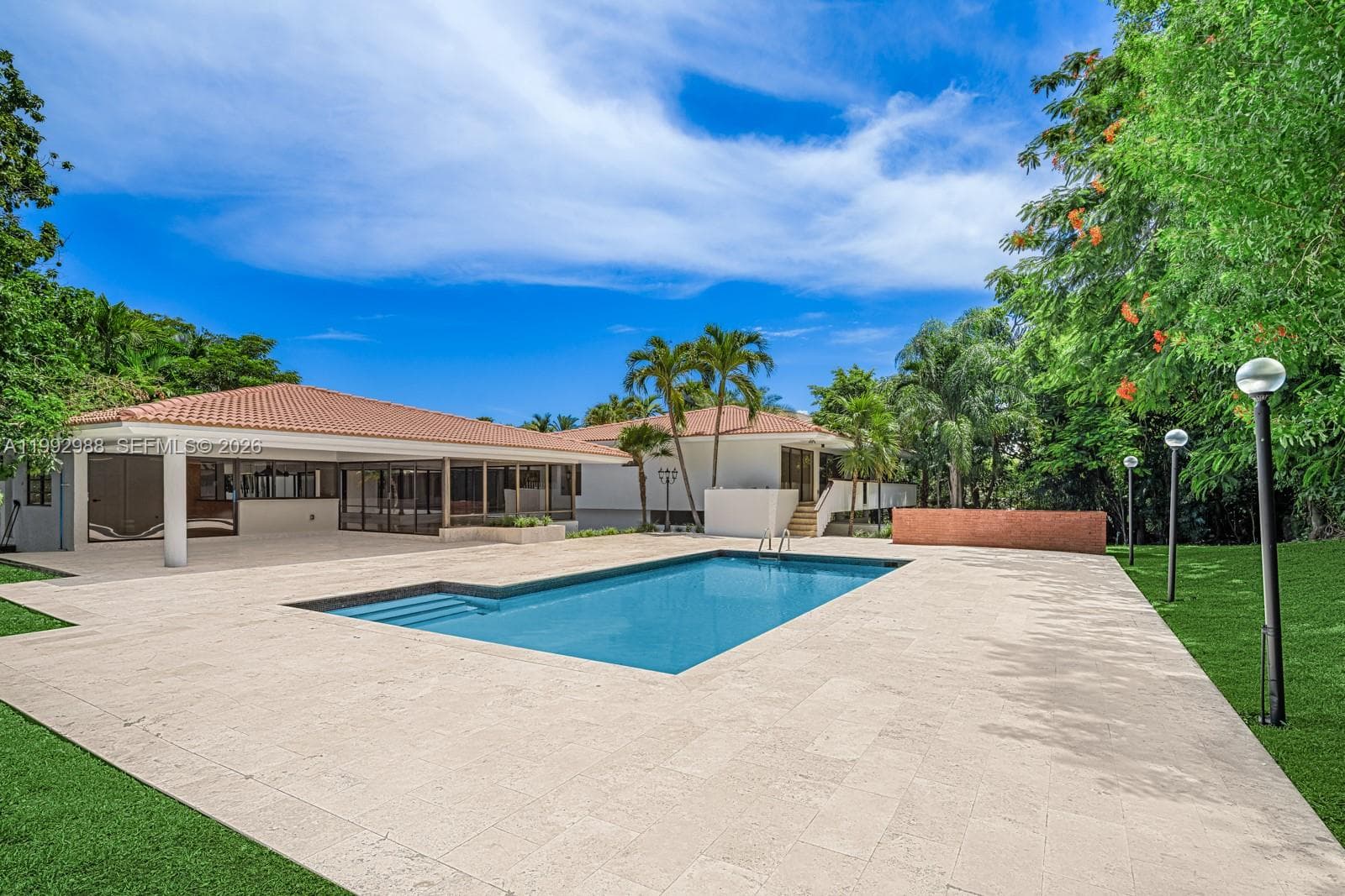 8118 Los Pinos Blvd, Coral Gables FL 33143 — 15