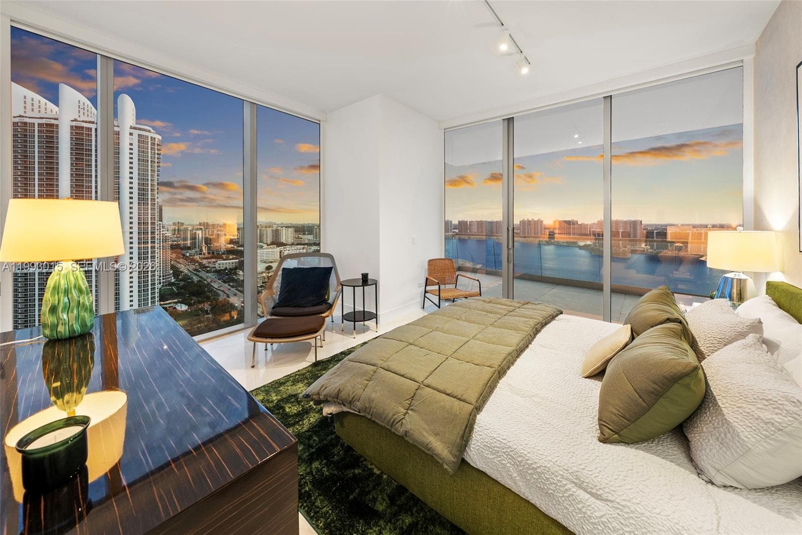 18501 Collins Ave # 2504, Sunny Isles Beach FL 33160 — 62