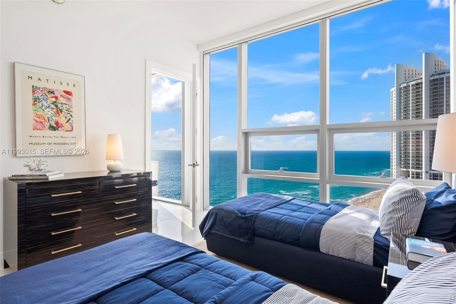18501 Collins Ave # 2504, Sunny Isles Beach FL 33160 — 33