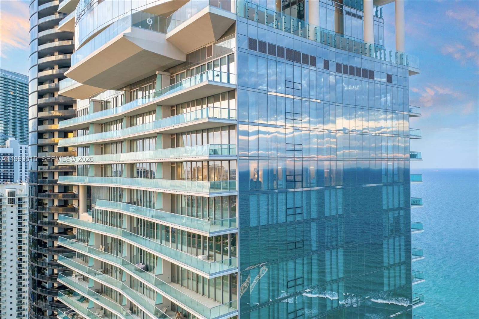 18501 Collins Ave # 2504, Sunny Isles Beach FL 33160 — 9