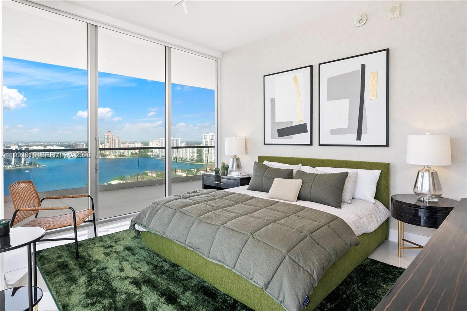 18501 Collins Ave # 2504, Sunny Isles Beach FL 33160 — 34