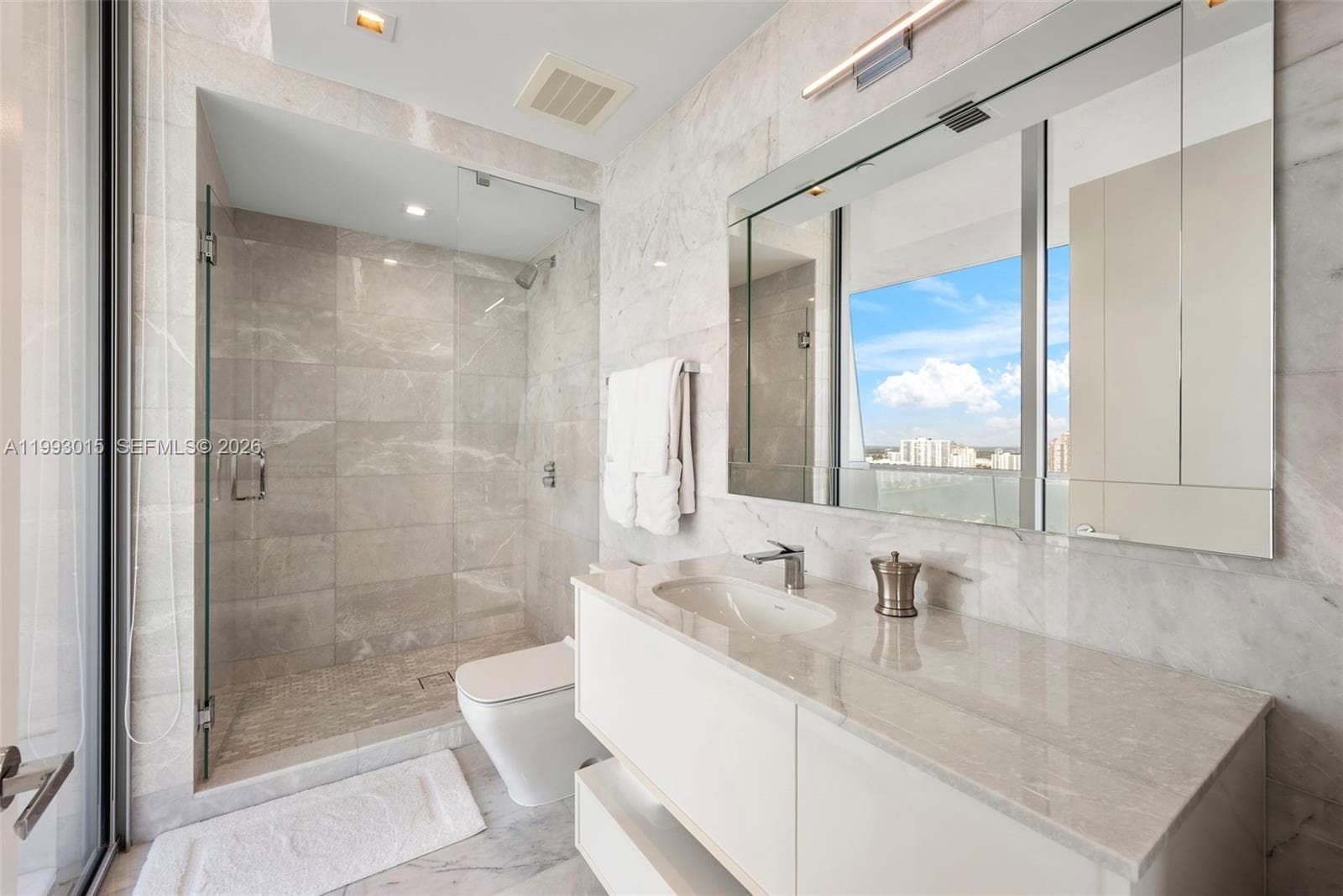 18501 Collins Ave # 2504, Sunny Isles Beach FL 33160 — 41