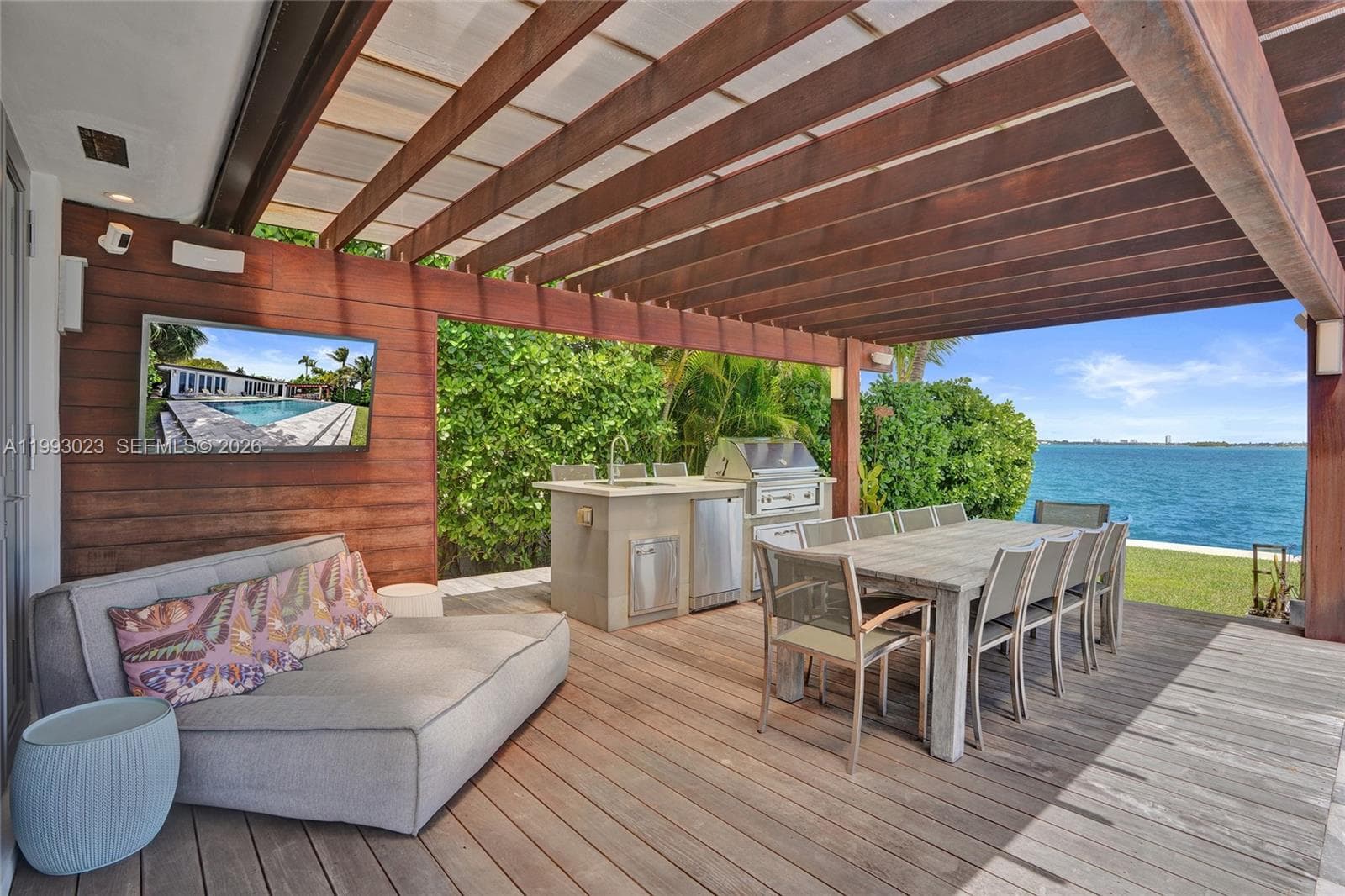 9301 N Bayshore Dr, Miami Shores FL 33138 — 47