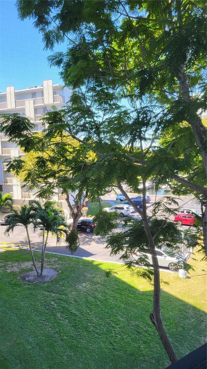 3401 N Country Club Dr # 402, Aventura FL 33180 — 6