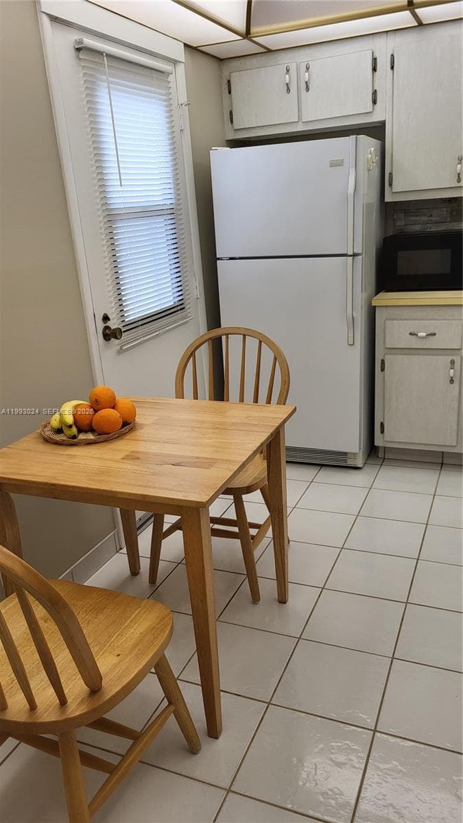 3401 N Country Club Dr # 402, Aventura FL 33180 — 34