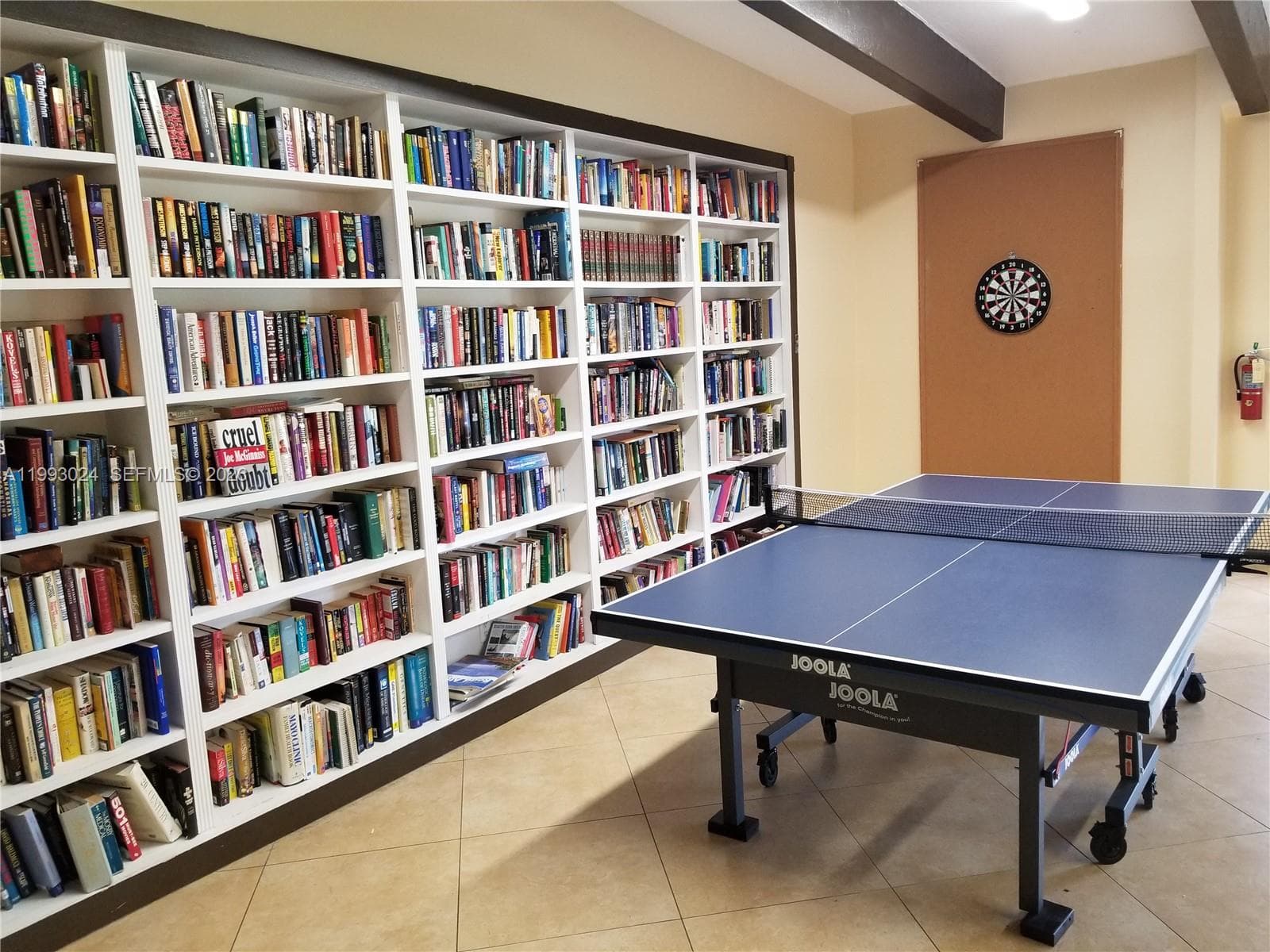 3401 N Country Club Dr # 402, Aventura FL 33180 — 41