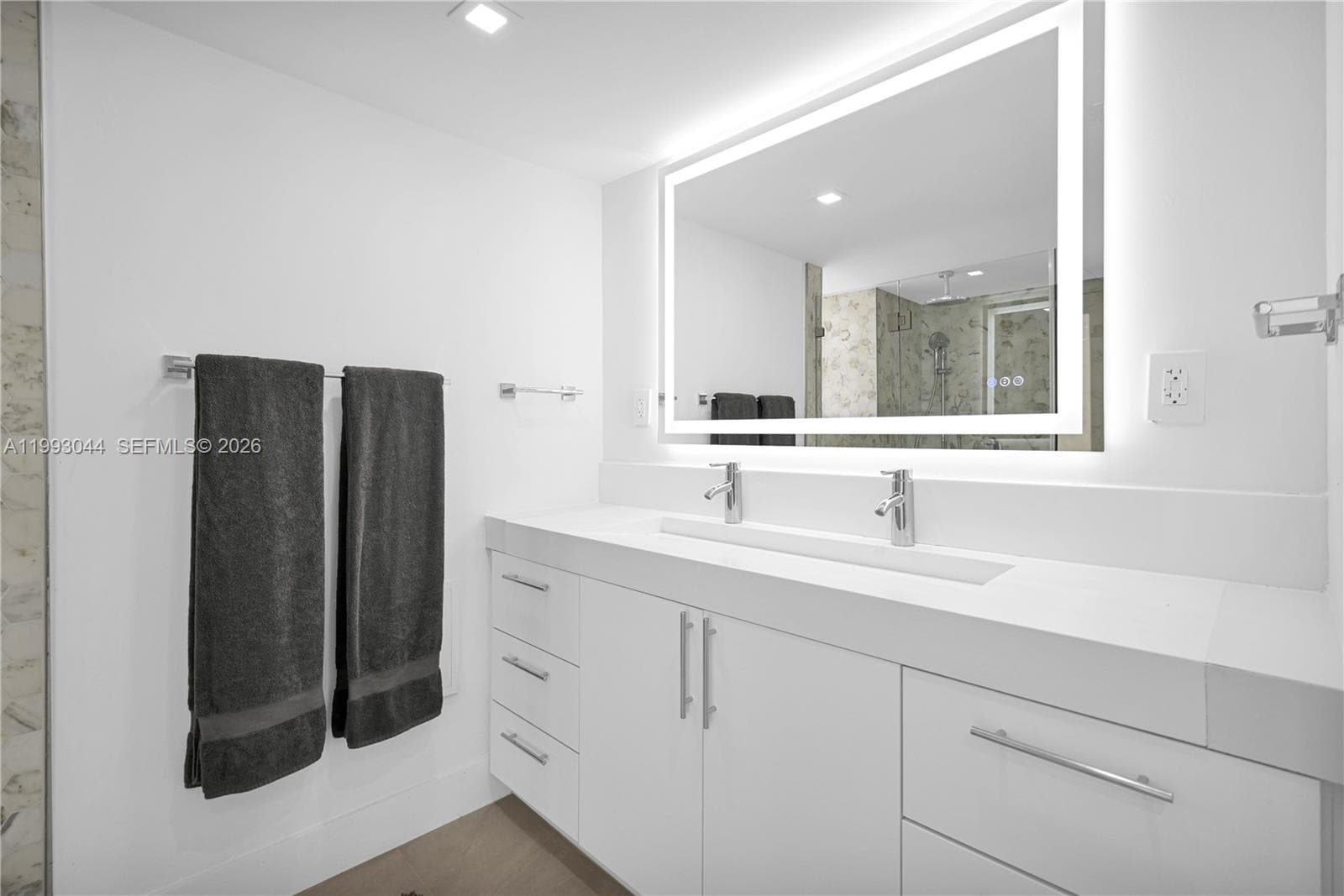 5555 Collins Ave # 3N, Miami Beach FL 33140 — 23