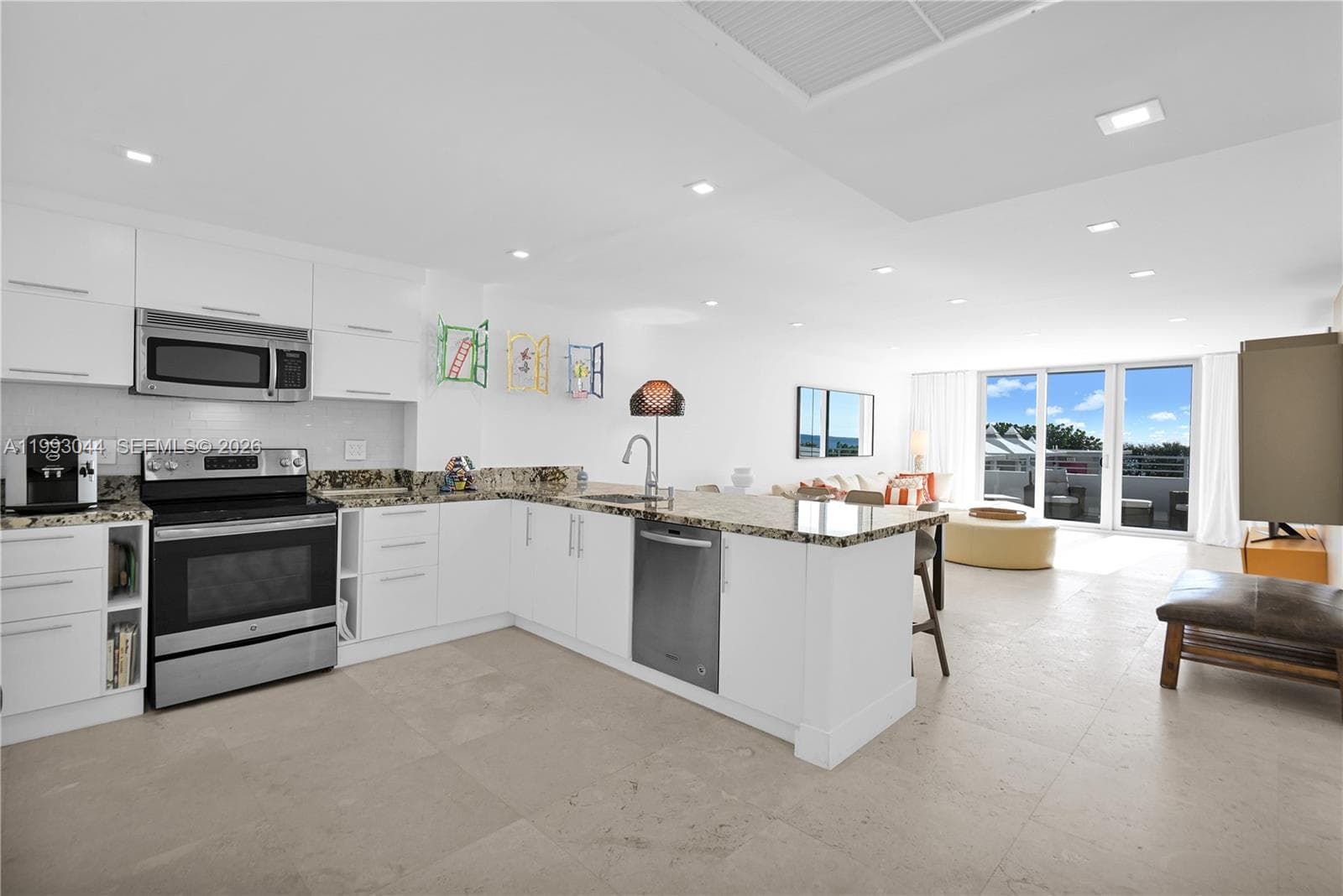 5555 Collins Ave # 3N, Miami Beach FL 33140 — 6