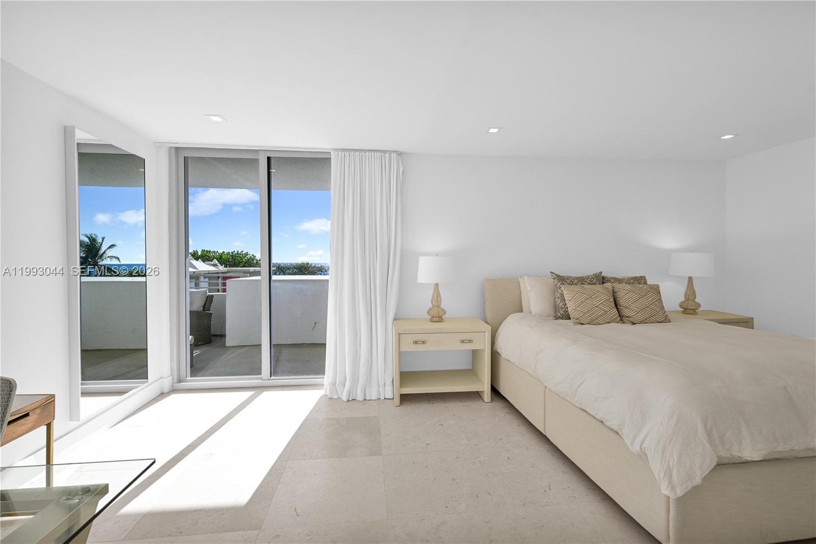 5555 Collins Ave # 3N, Miami Beach FL 33140 — 18