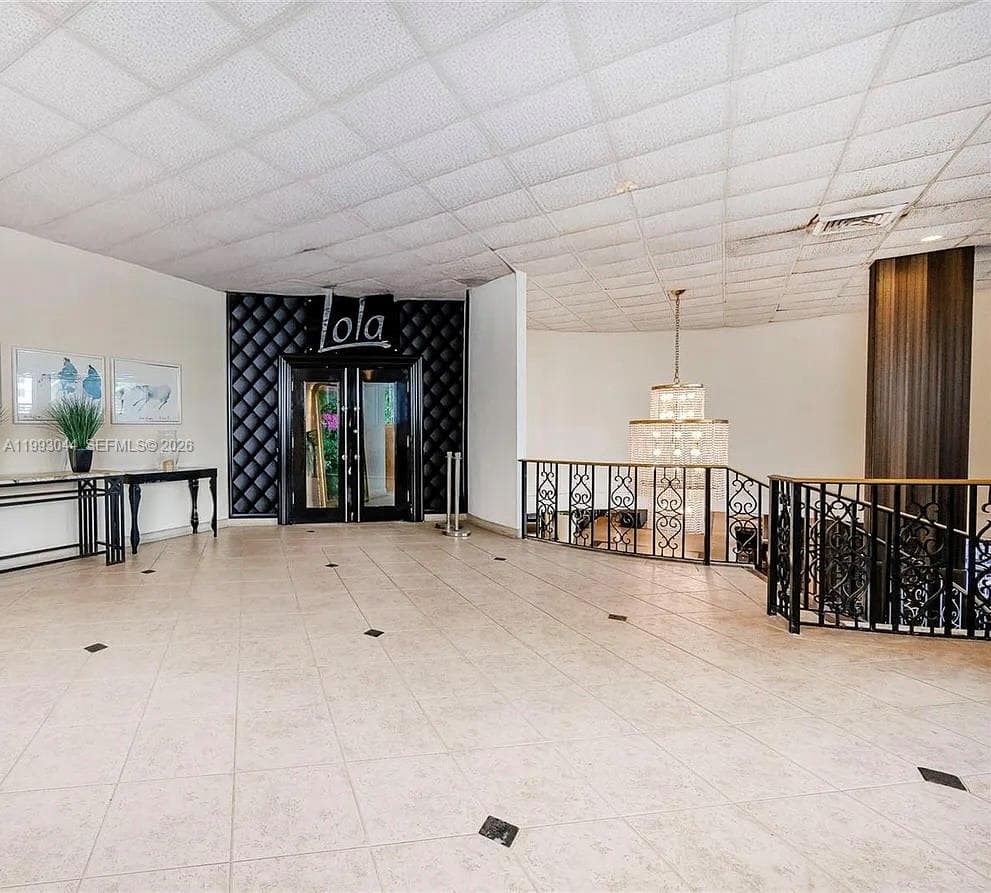 5555 Collins Ave # 3N, Miami Beach FL 33140 — 48