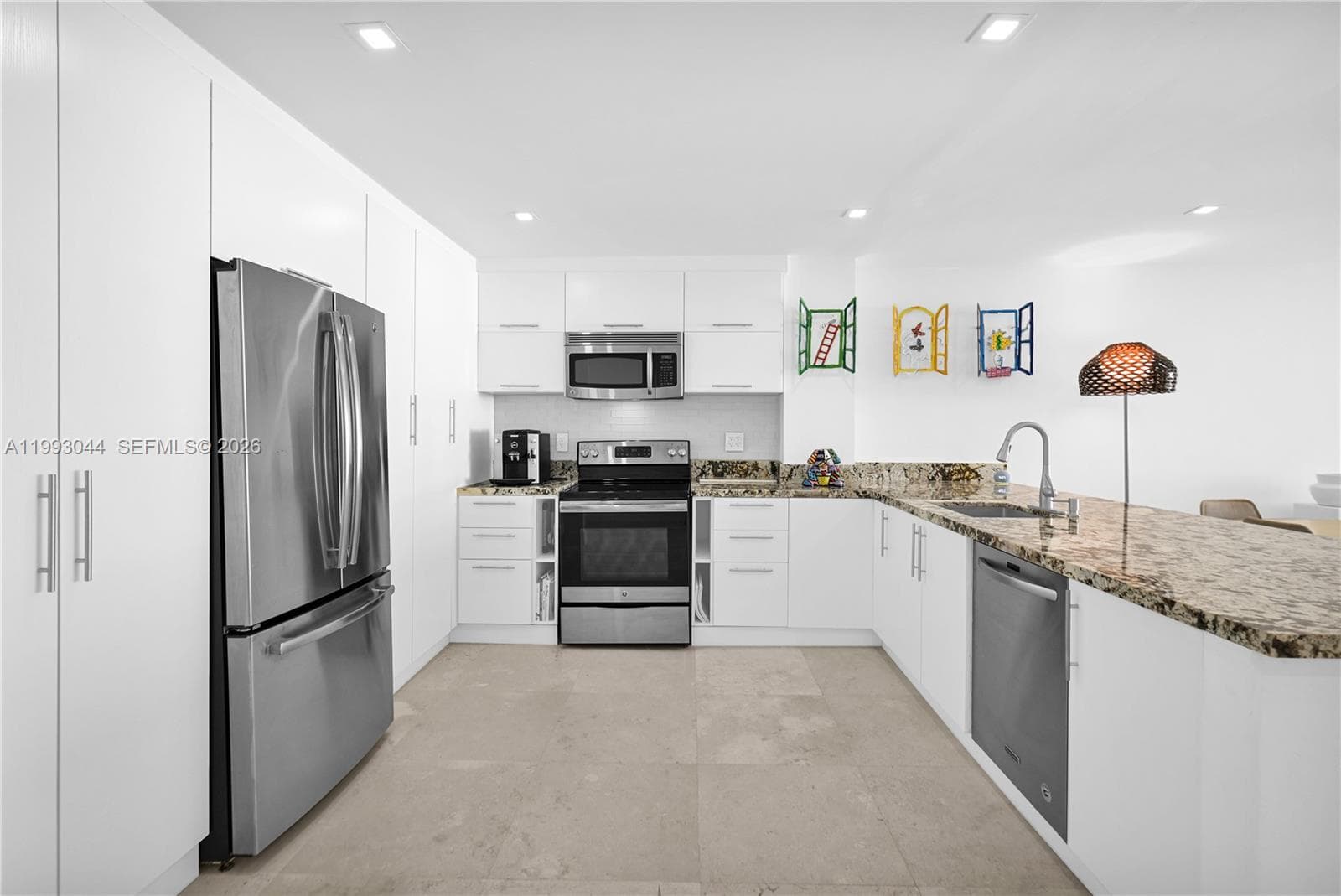 5555 Collins Ave # 3N, Miami Beach FL 33140 — 8