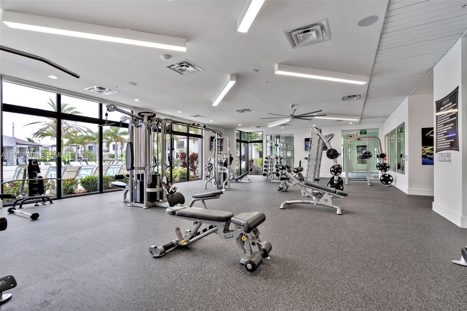 8019 NW 46th Ter, Doral FL 33166 — 45
