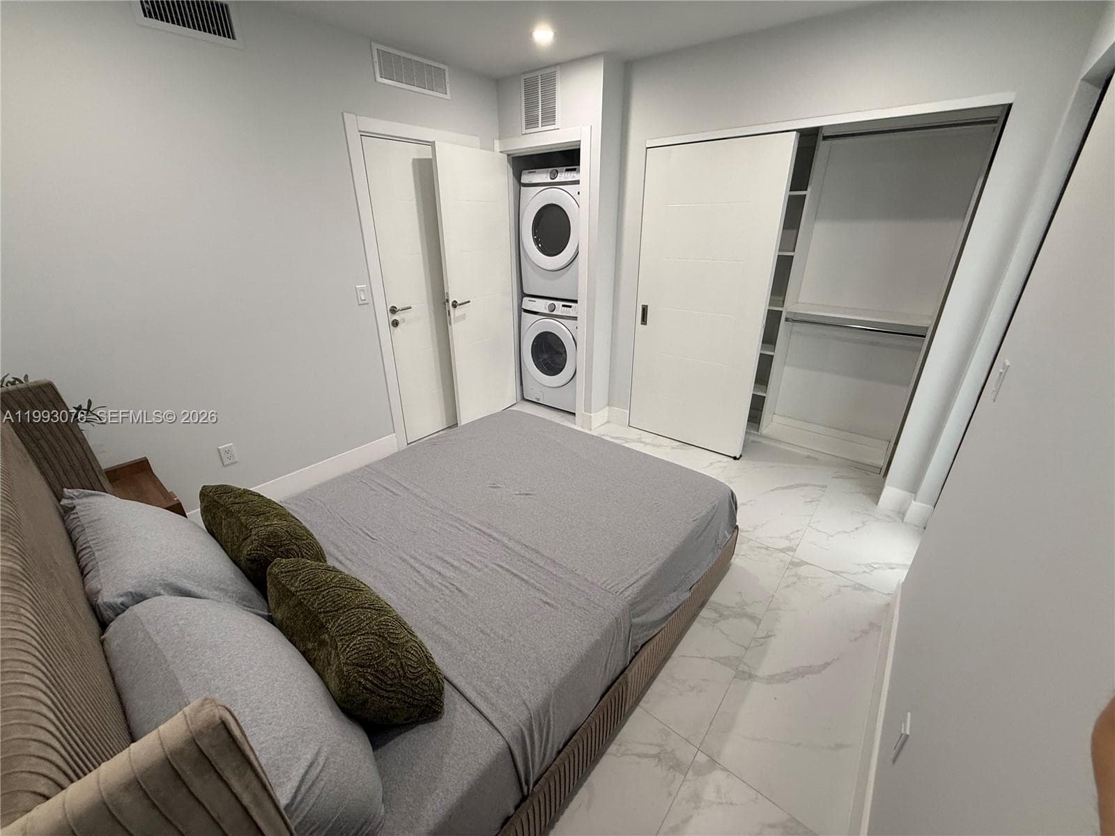 944 Jefferson Ave # 15, Miami Beach FL 33139 — 13