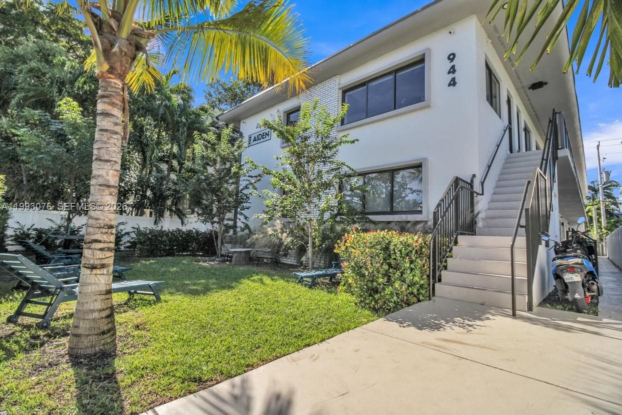 944 Jefferson Ave # 15, Miami Beach FL 33139 — 16