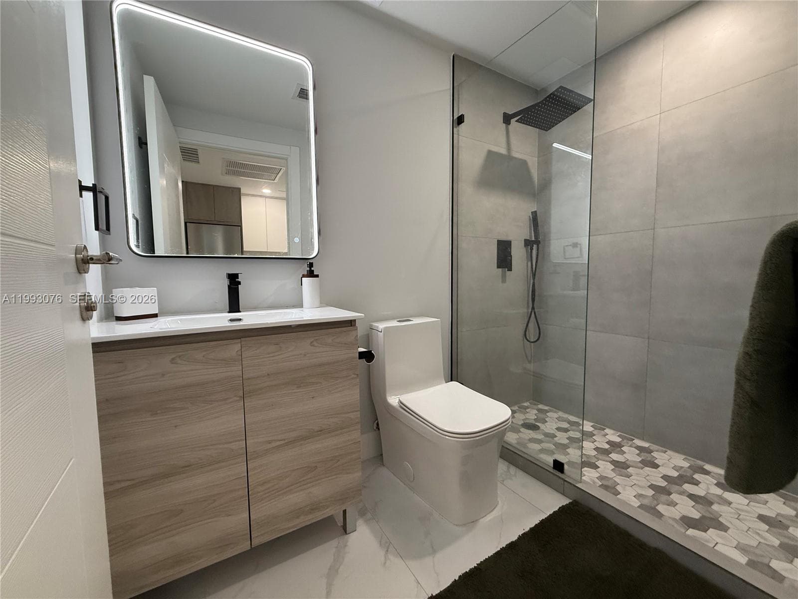 944 Jefferson Ave # 15, Miami Beach FL 33139 — 7