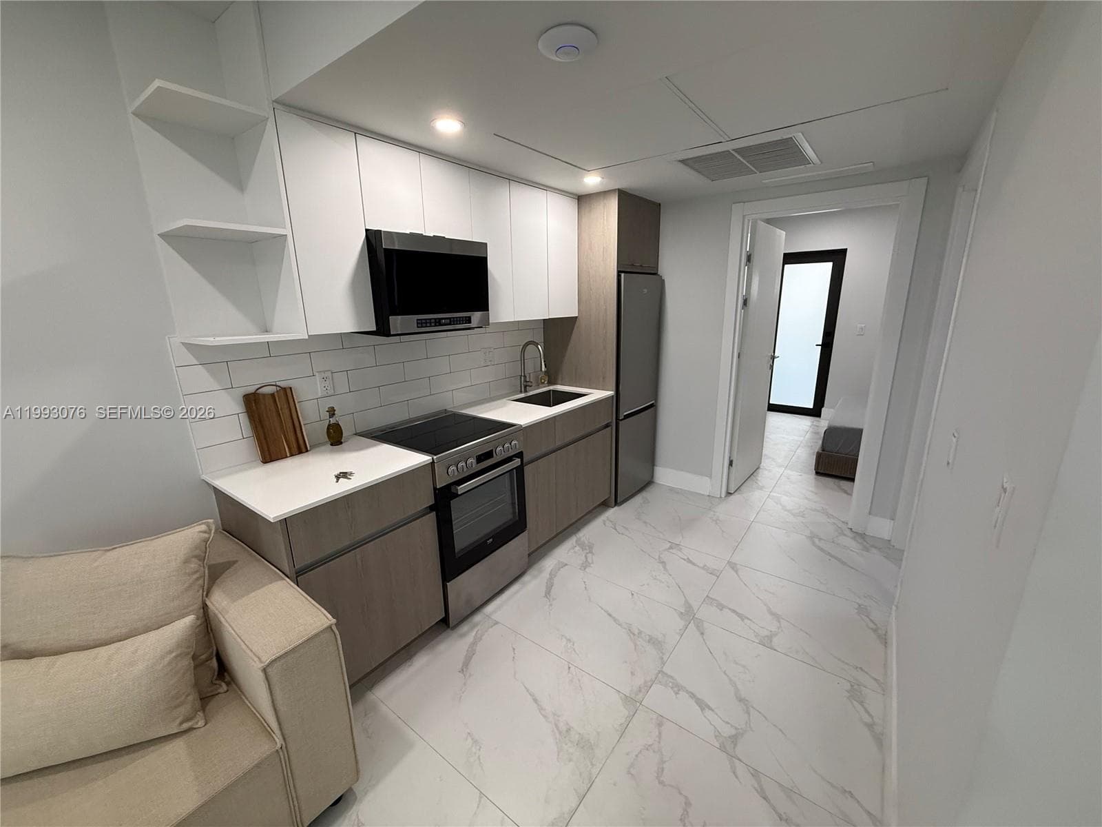 944 Jefferson Ave # 15, Miami Beach FL 33139 — 5