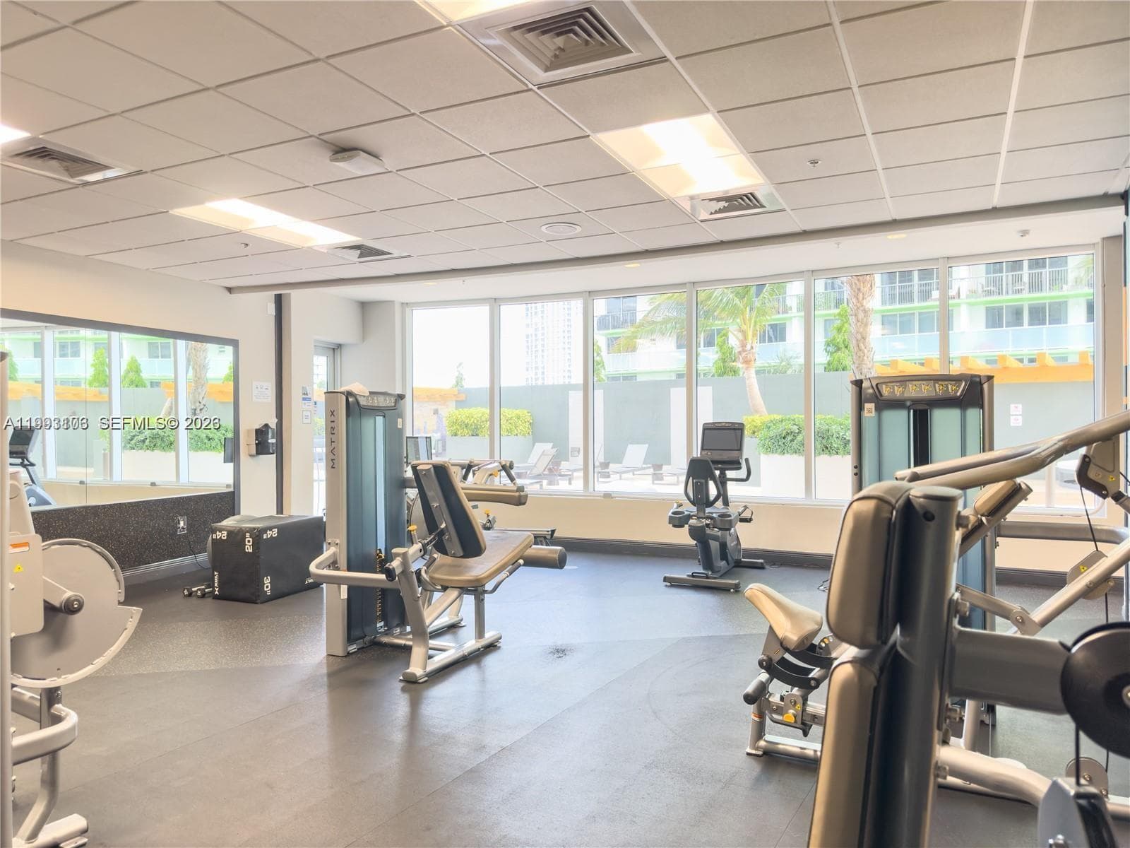 1750 N Bayshore Dr # 2401, Miami FL 33132 — 42