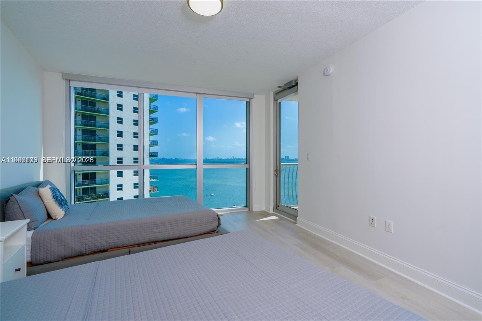 1750 N Bayshore Dr # 2401, Miami FL 33132 — 17