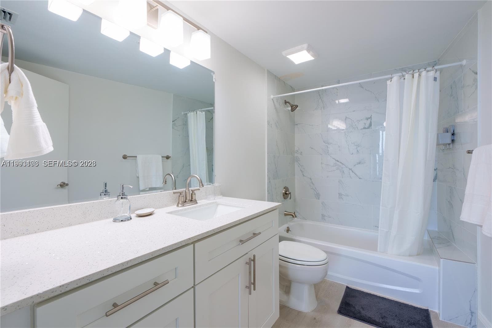 1750 N Bayshore Dr # 2401, Miami FL 33132 — 20