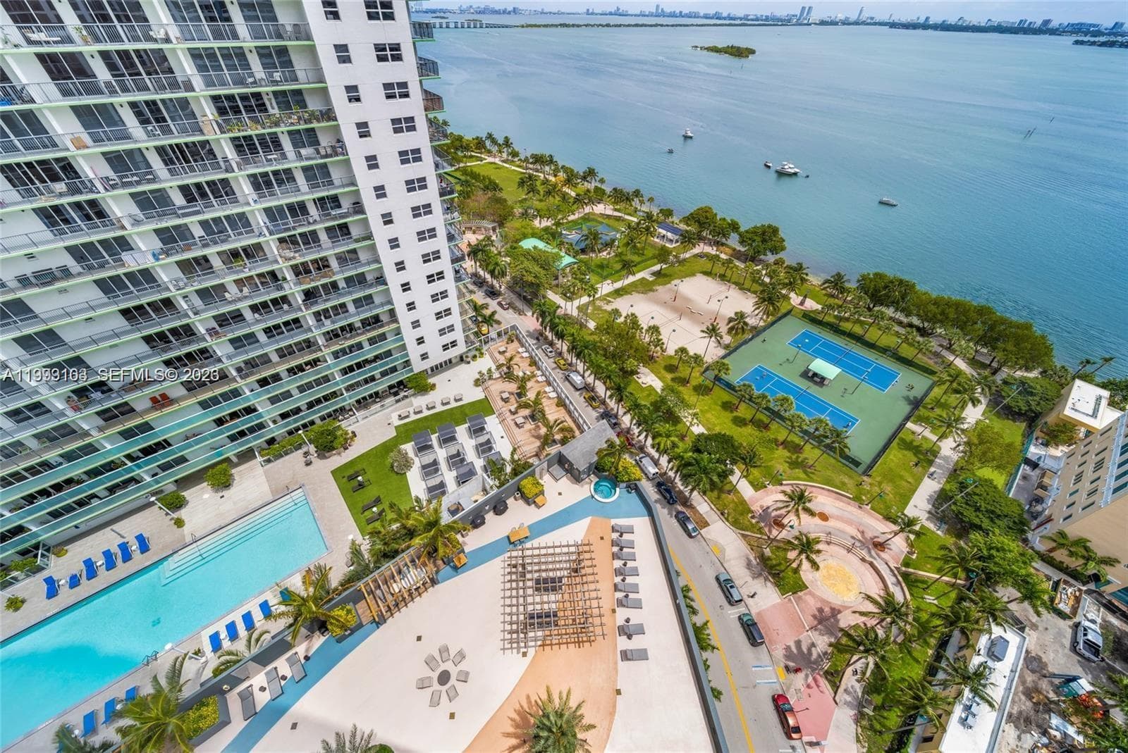 1750 N Bayshore Dr # 2401, Miami FL 33132 — 10