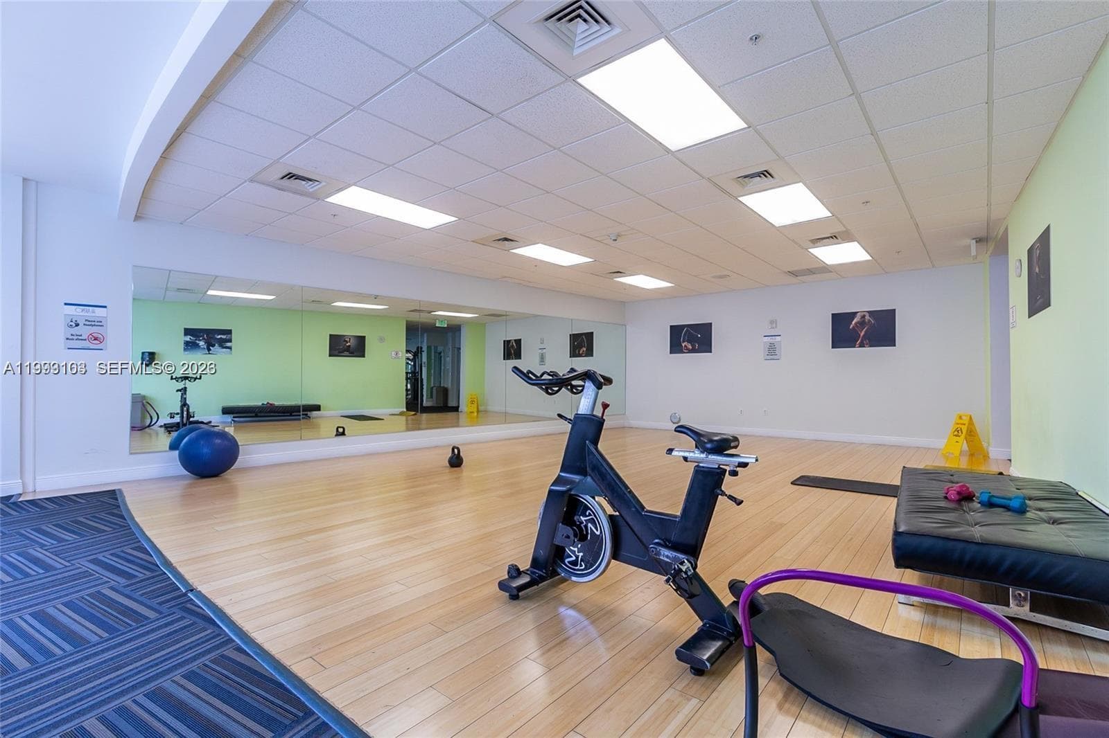 1750 N Bayshore Dr # 2401, Miami FL 33132 — 40