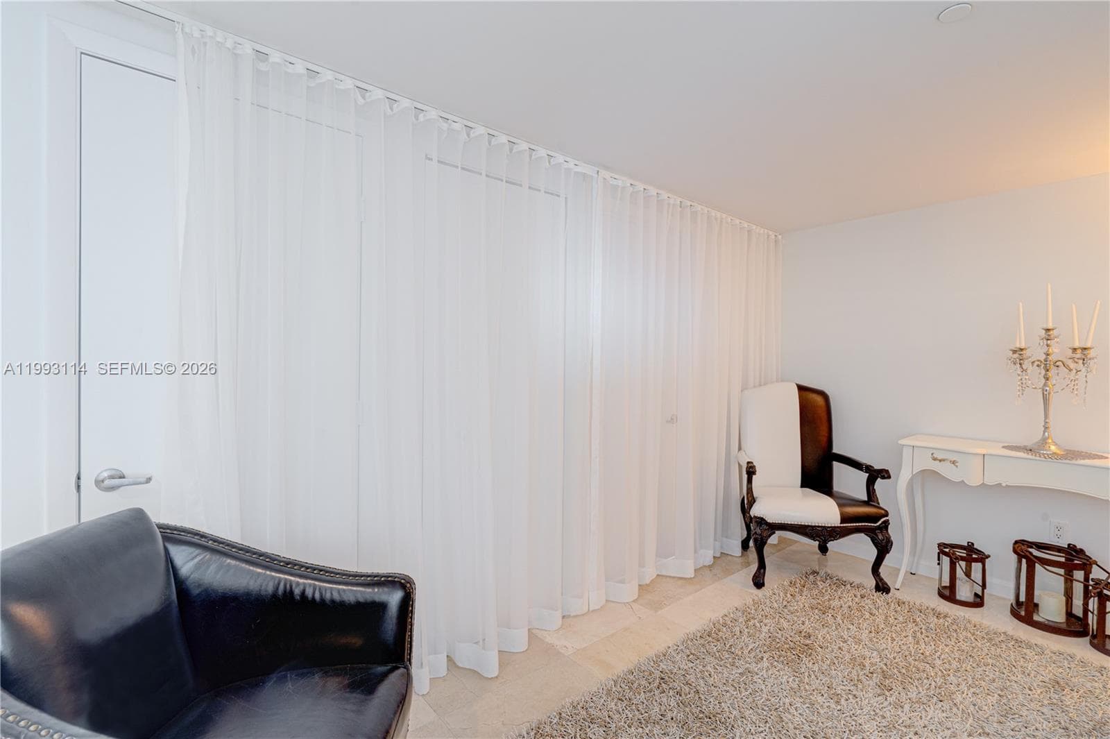 495 Brickell Ave # 3505, Miami FL 33131 — 40