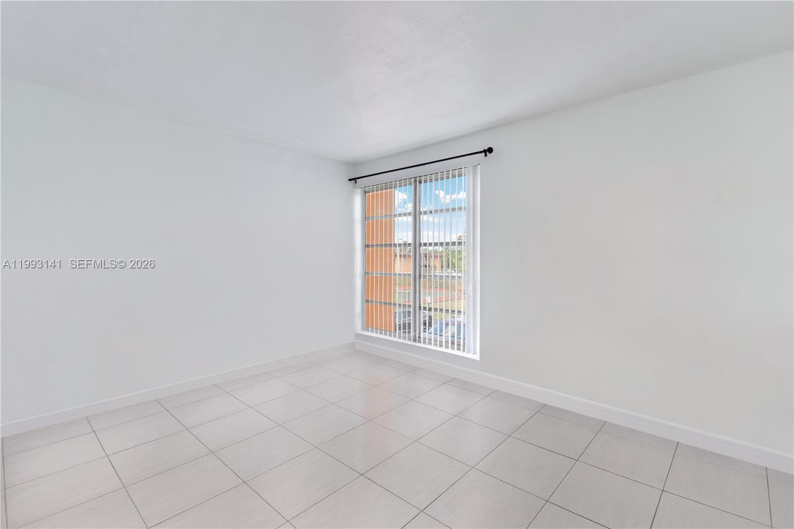 9423 SW 76th St # W21, Miami FL 33173 — 9