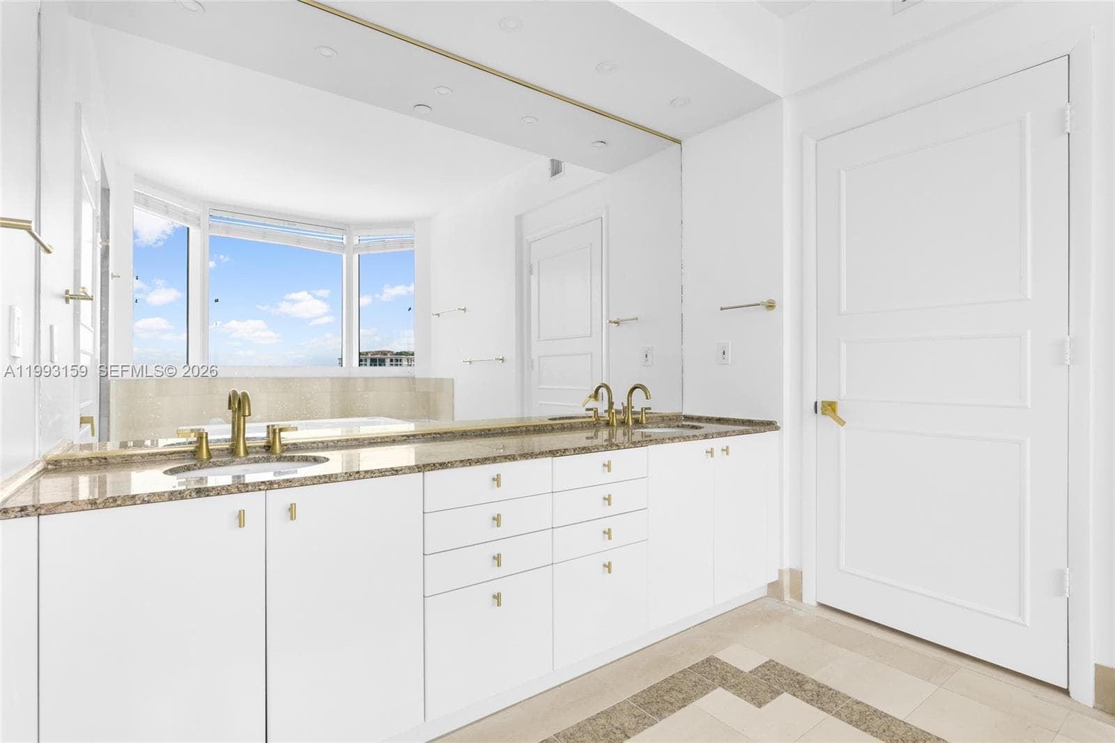 300 S Pointe Drive # 801, Miami Beach FL 33139 — 30