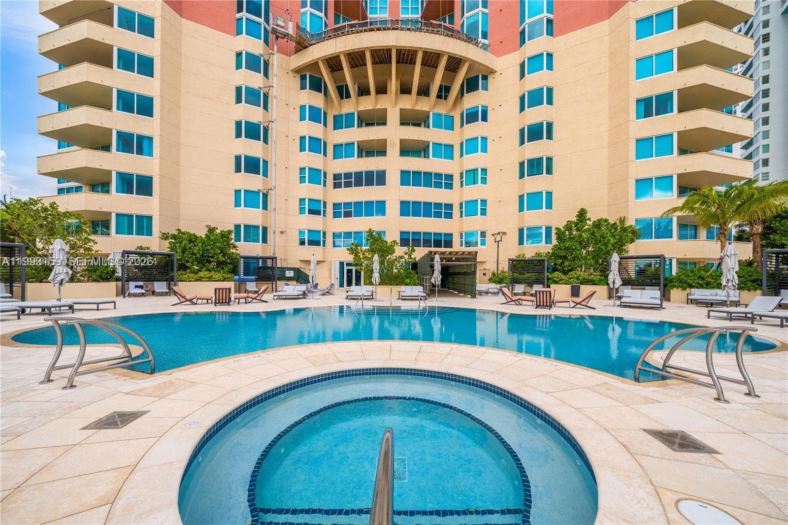 300 S Pointe Drive # 801, Miami Beach FL 33139 — 33