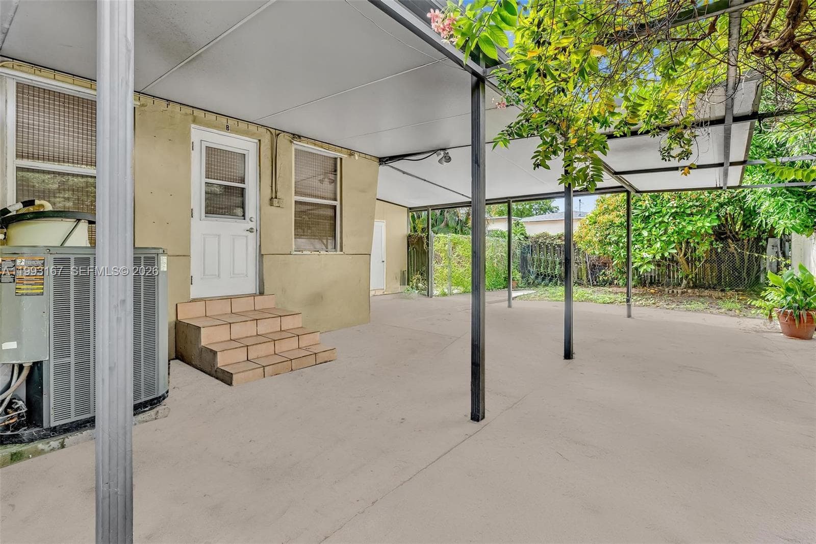340 W 55th St, Hialeah FL 33012 — 27