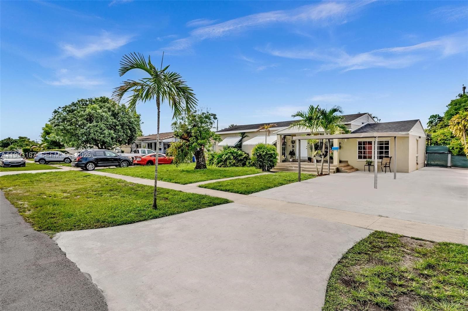 340 W 55th St, Hialeah FL 33012 — 3