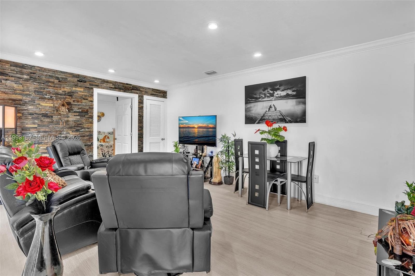 340 W 55th St, Hialeah FL 33012 — 5