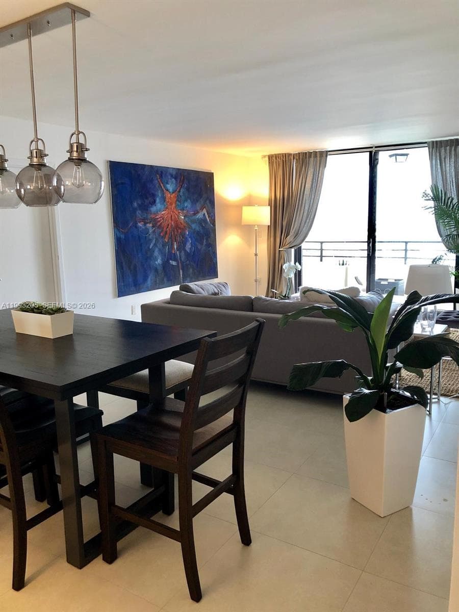2333 Brickell Ave, Miami FL 33129 — 3