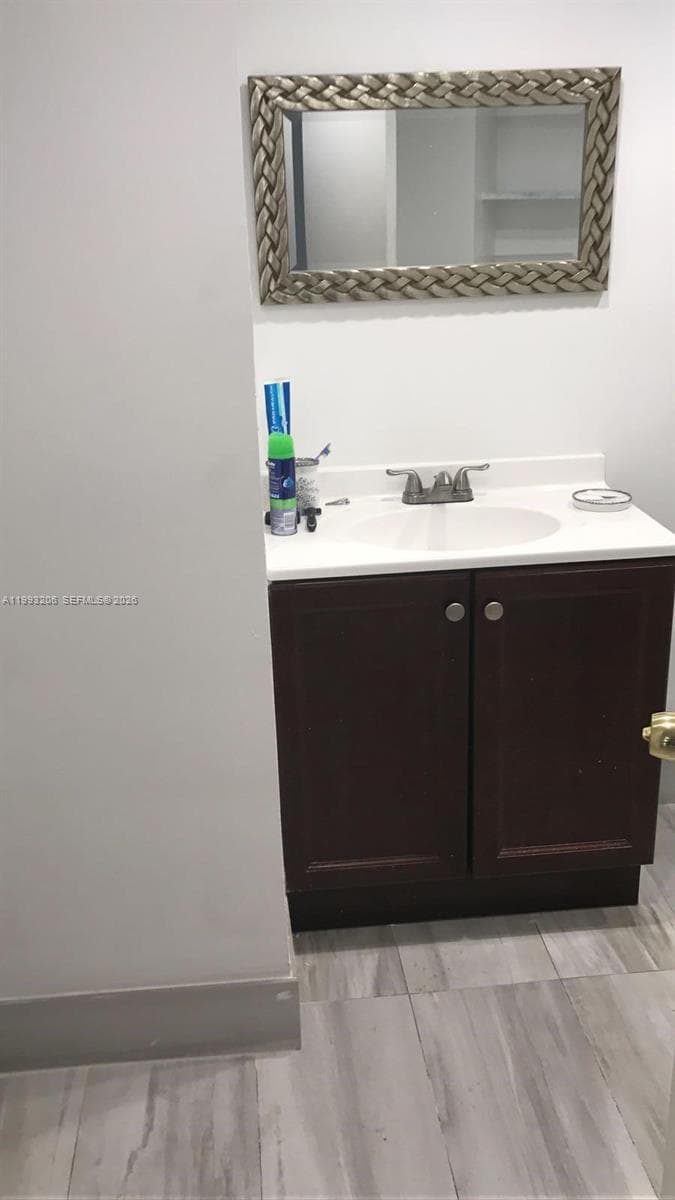 7135 Collins Ave # 525, Miami Beach FL 33141 — 13