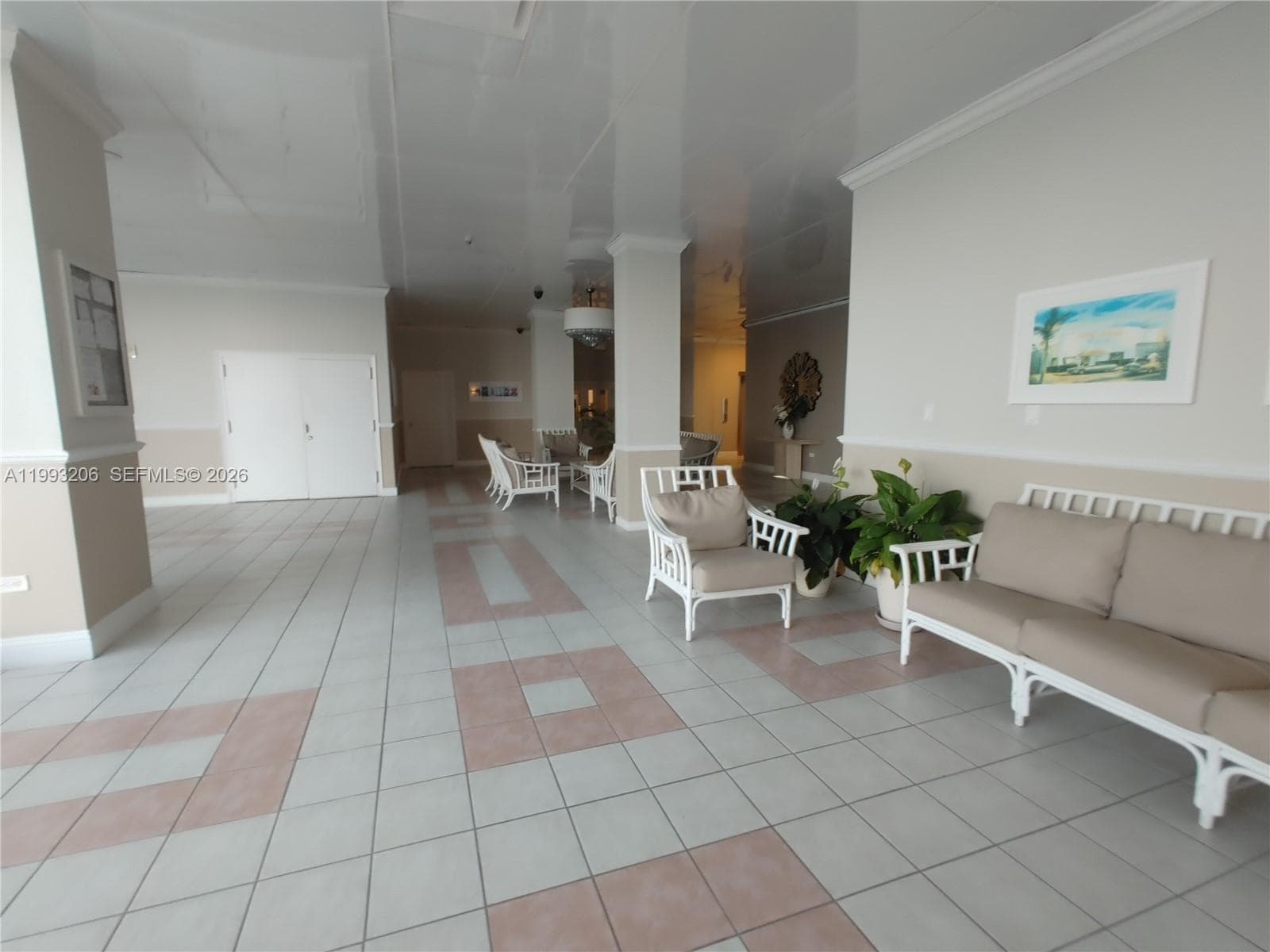 7135 Collins Ave # 525, Miami Beach FL 33141 — 47