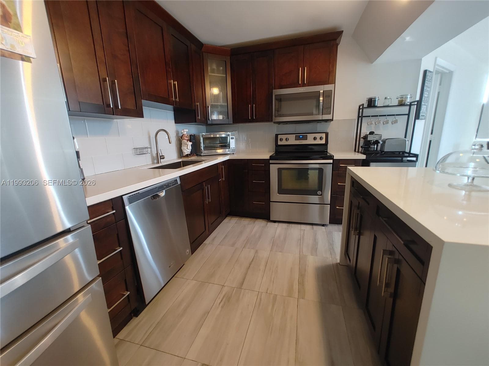 7135 Collins Ave # 525, Miami Beach FL 33141 — 5