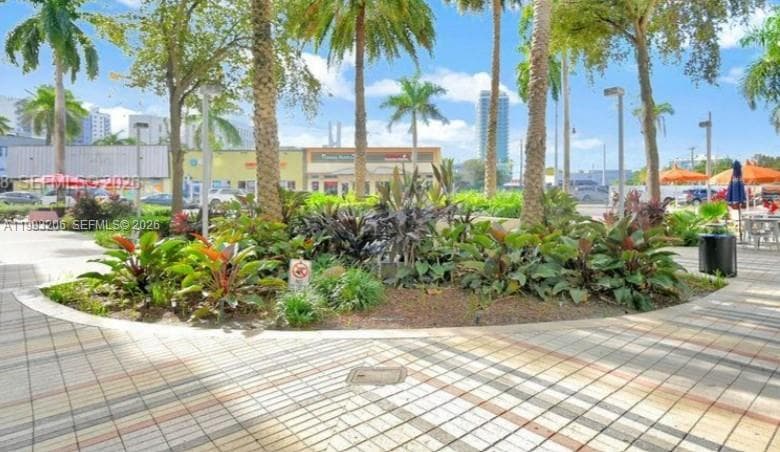 7135 Collins Ave # 525, Miami Beach FL 33141 — 18