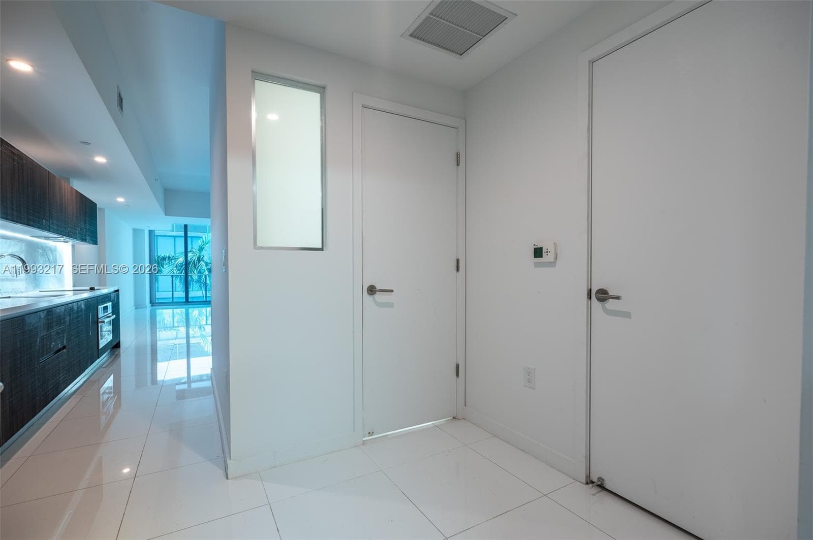 851 NE 1st Ave # 205, Miami FL 33132 — 4