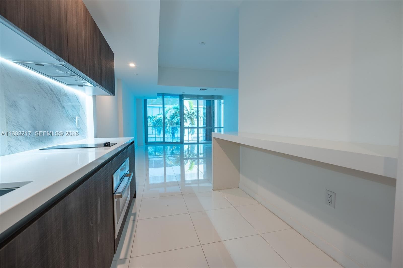 851 NE 1st Ave # 205, Miami FL 33132 — 8