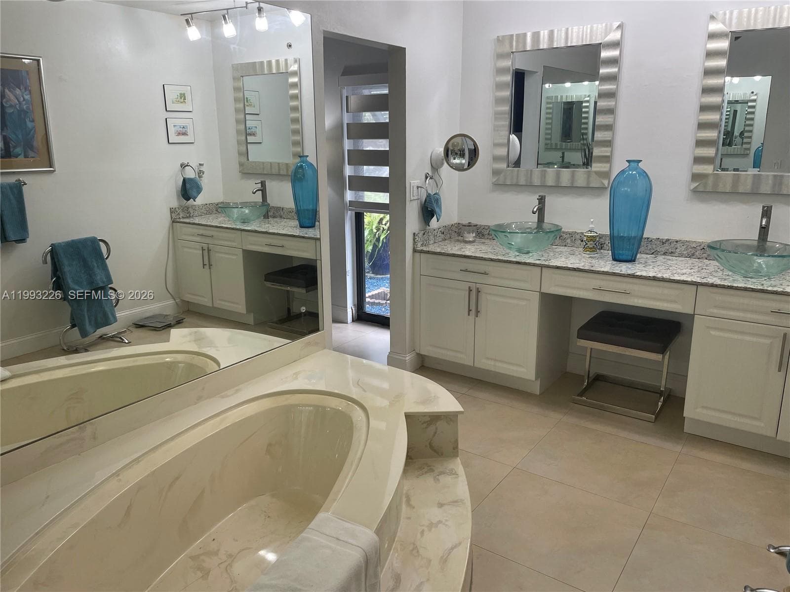 6386 Milk Wagon Ln, Miami Lakes FL 33014 — 17